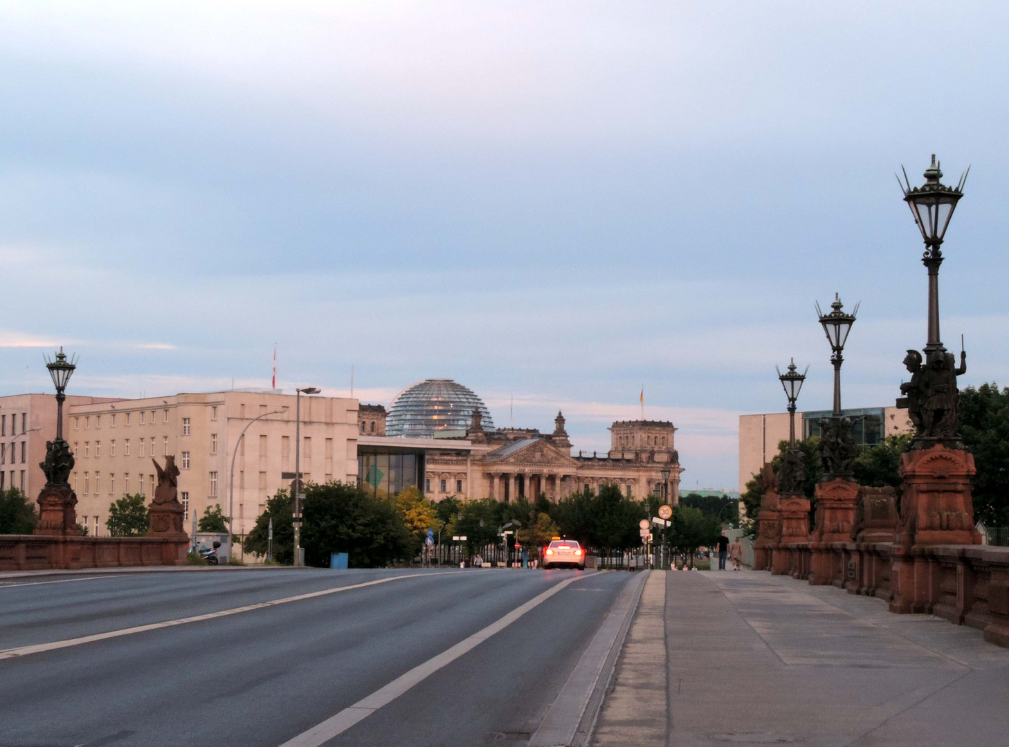 Taxi zum Reichstag