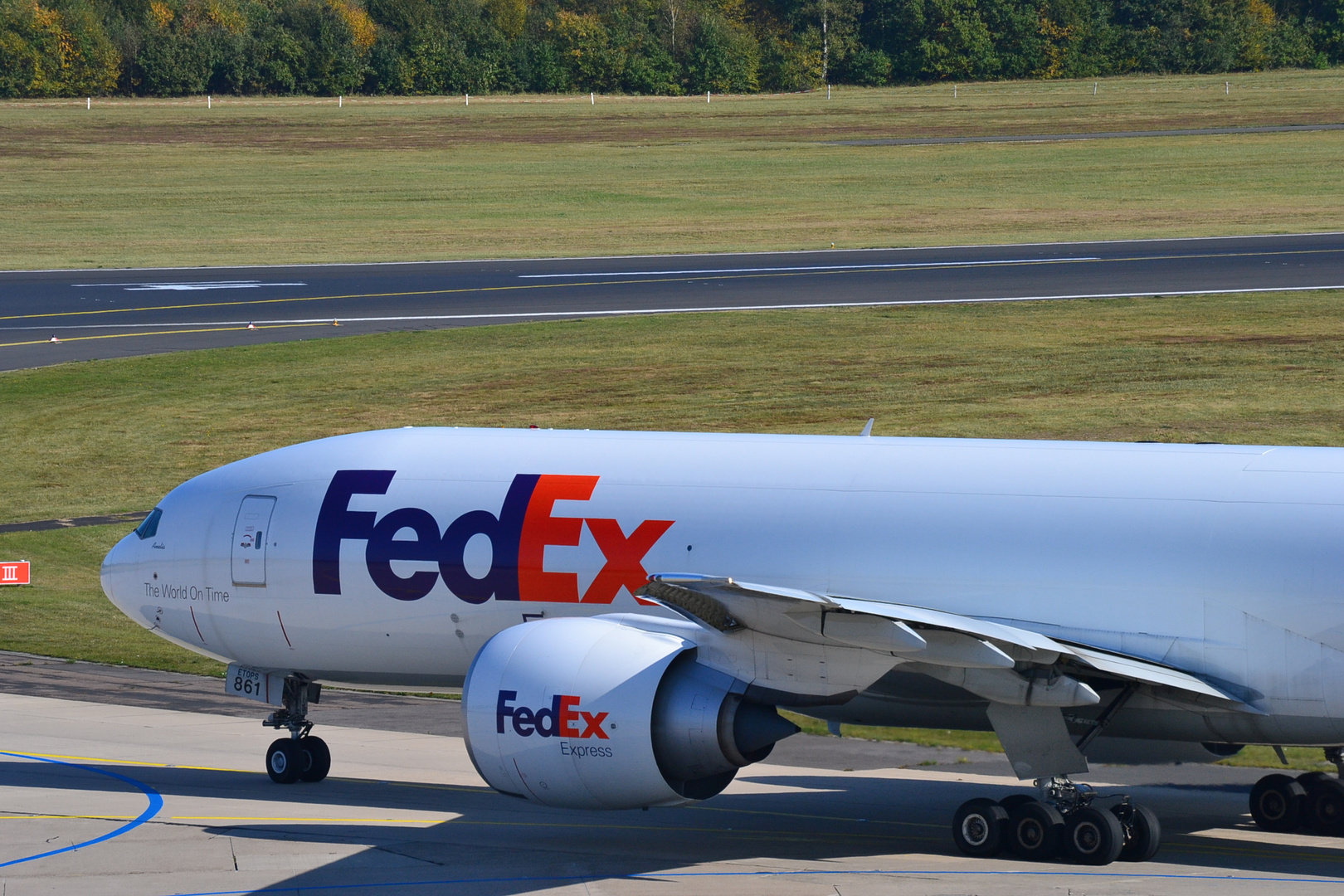 Taxiway to Take-off (B777 at CGN)