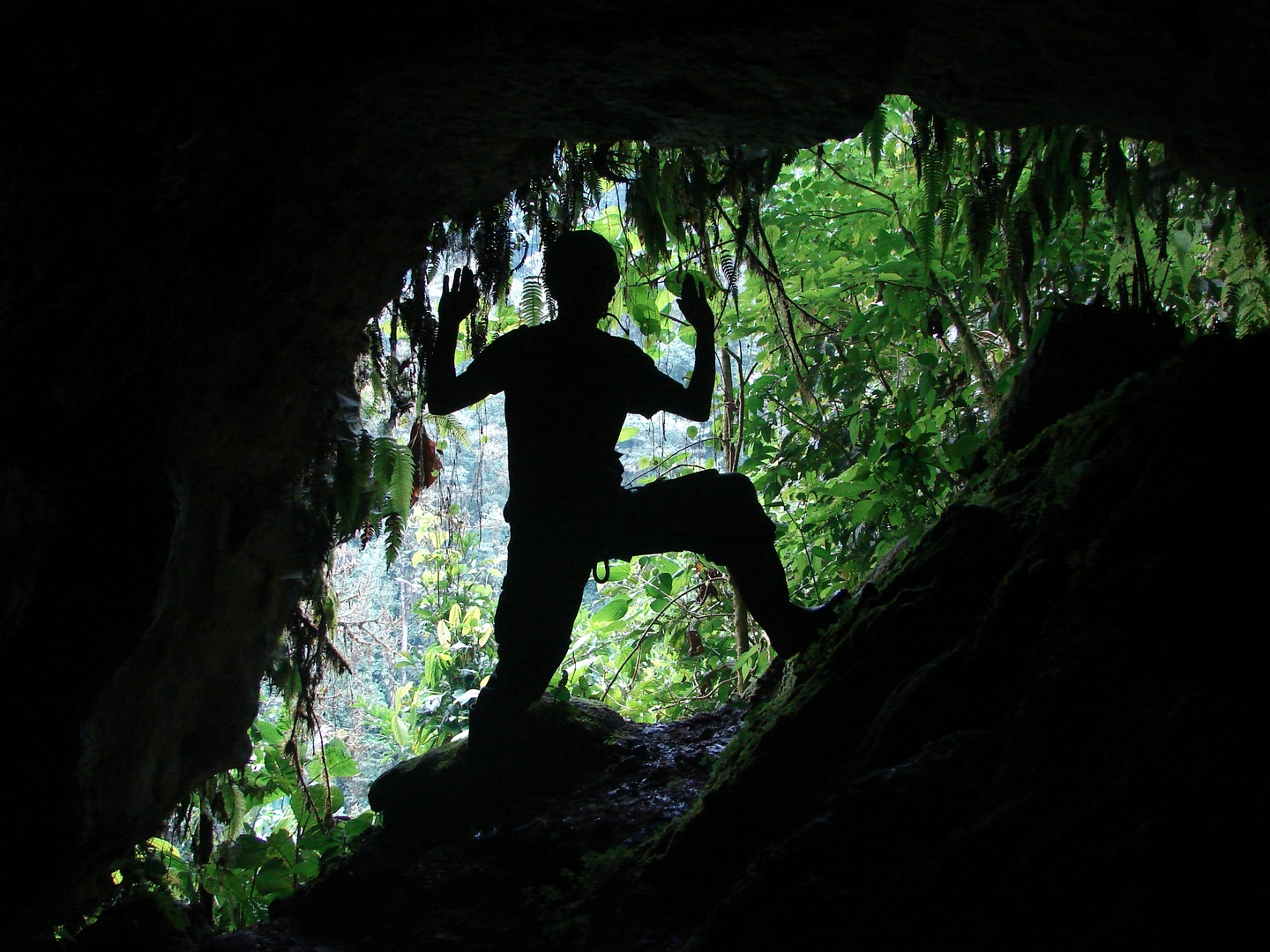 Tayuwa en caverna de Mera - Ecuador