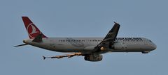 TC-JRM - Turkish Airlines - Airbus A321