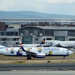 TC-SOH  - SunExpress -Minions Livery - (r.)