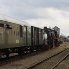 TE 5933 ( 052 ) ist fast am bahnsteig in Stadskanaal