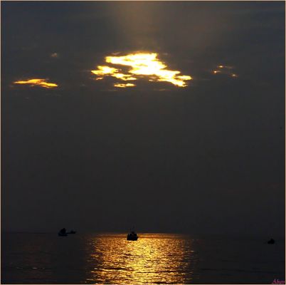 Te alumbro ahí ?...