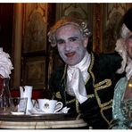 … tea-time im florian …