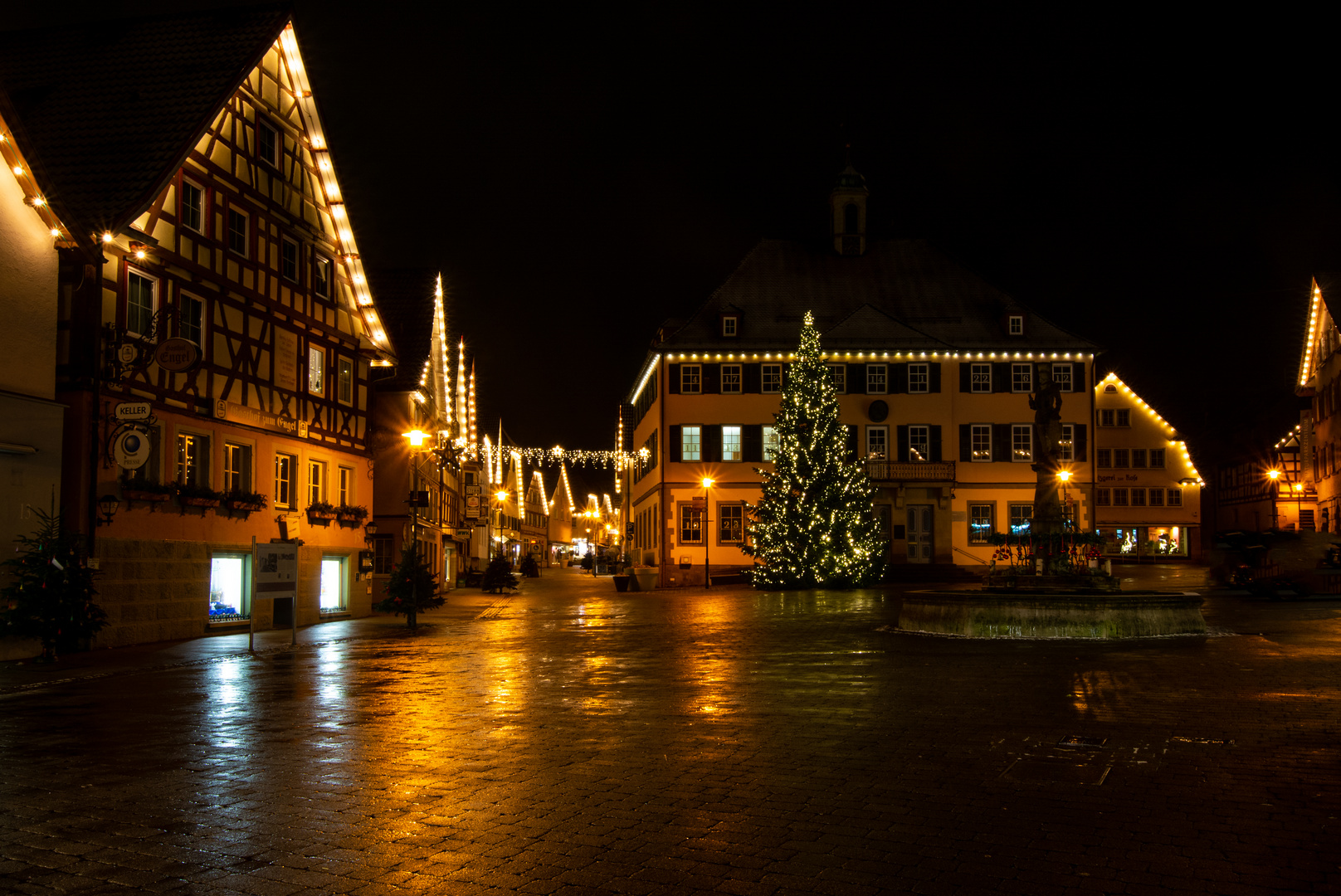 Team im Fokus - Abend in meiner Stadt