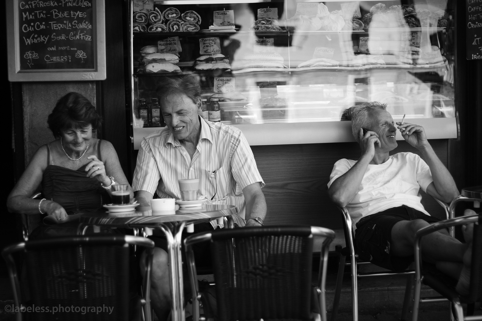 teatime. black/white.