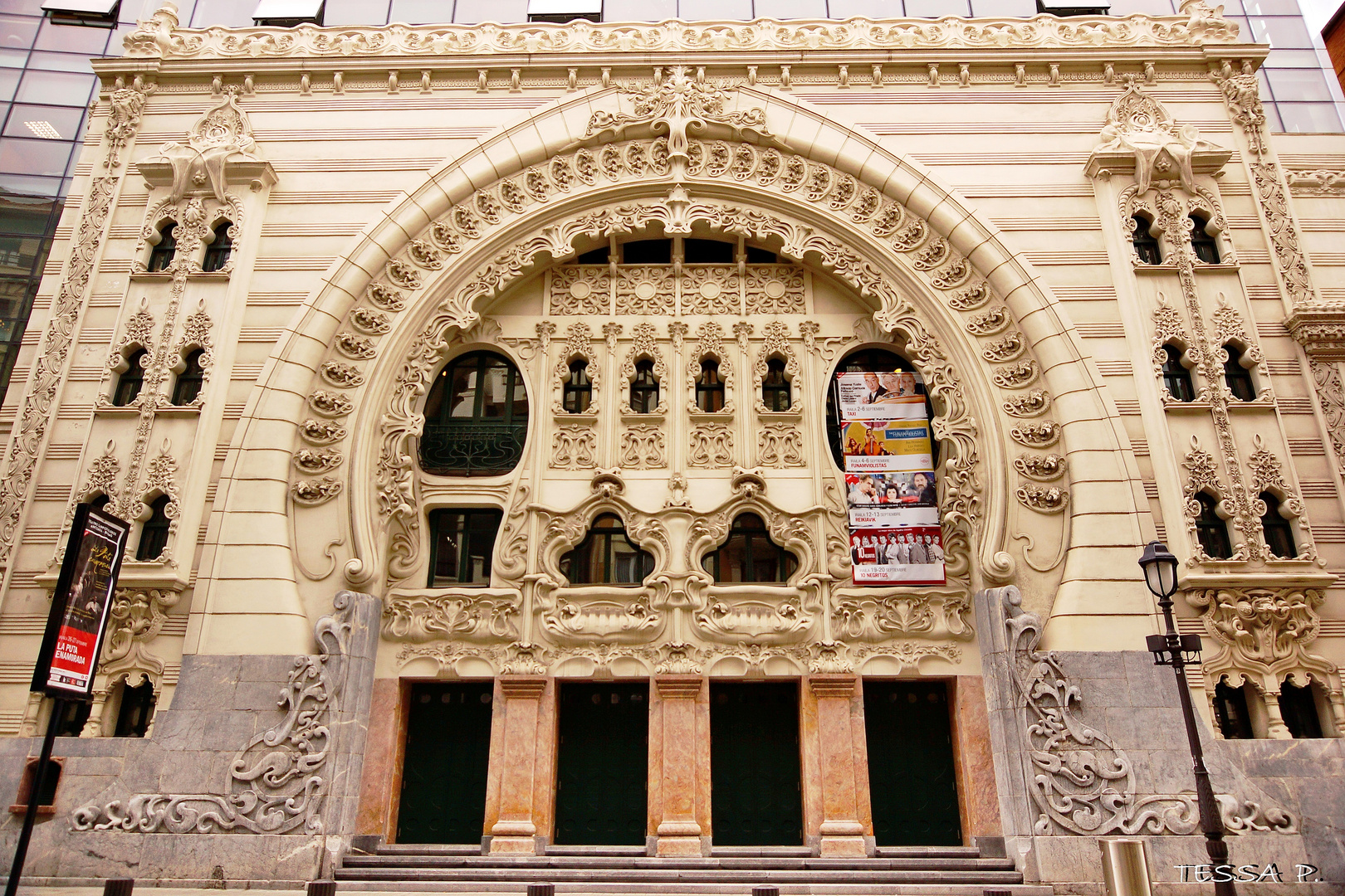 TEATRO CAMPOS ELISEOS de BILBAO.