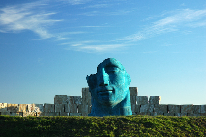 Teatro del Silenzio, 3