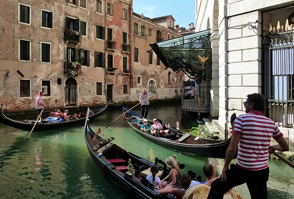 ...Teatro  Fenice - Anlegesteg...