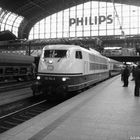 TEE 79820 "Diplomat" mit 103 184 im Hamburger Hbf