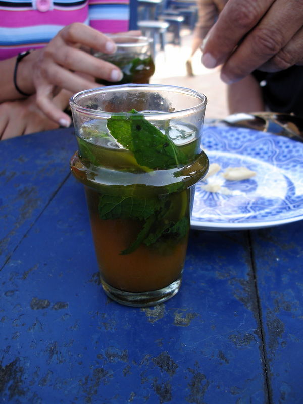 Tee gibt es überall zu trinken....