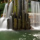 Teehaus hinterm Wasserfall