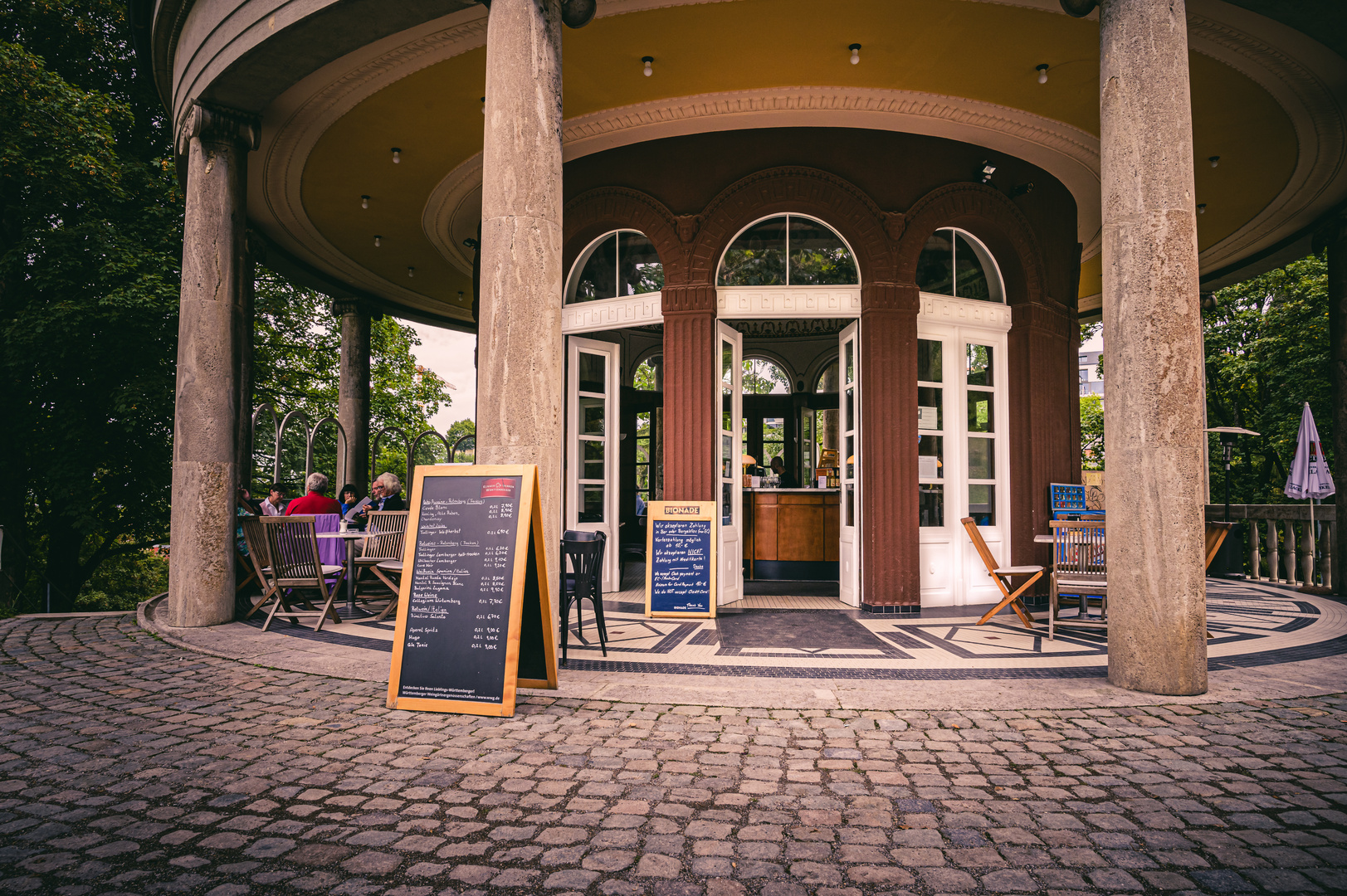 Teehaus im Weißenburgpark Stuttgart