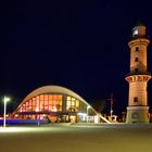 Teepott und Leuchtturm Warnemünde