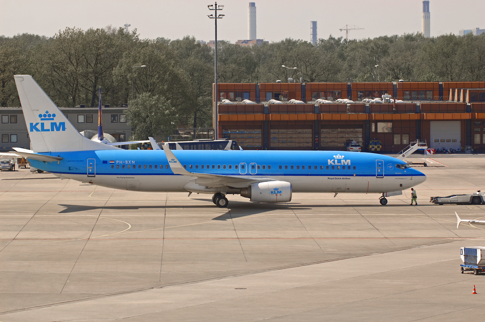 TEGEL TOWER KLM 1824 REQUEST TAXI CLEARANCE !