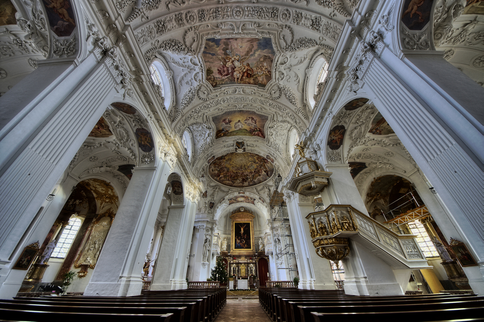 Tegernsee, katholische Pfarrkirche St. Quirinus