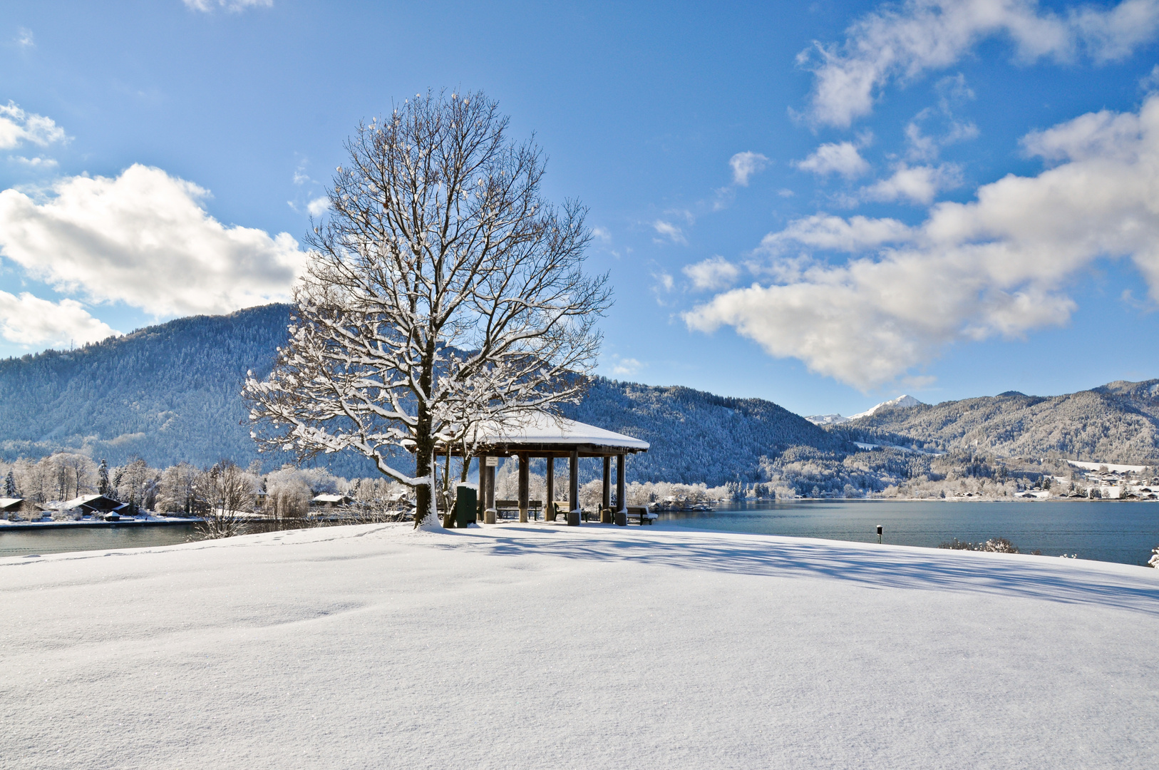 Tegernsee, kleines Paraplui an der Point