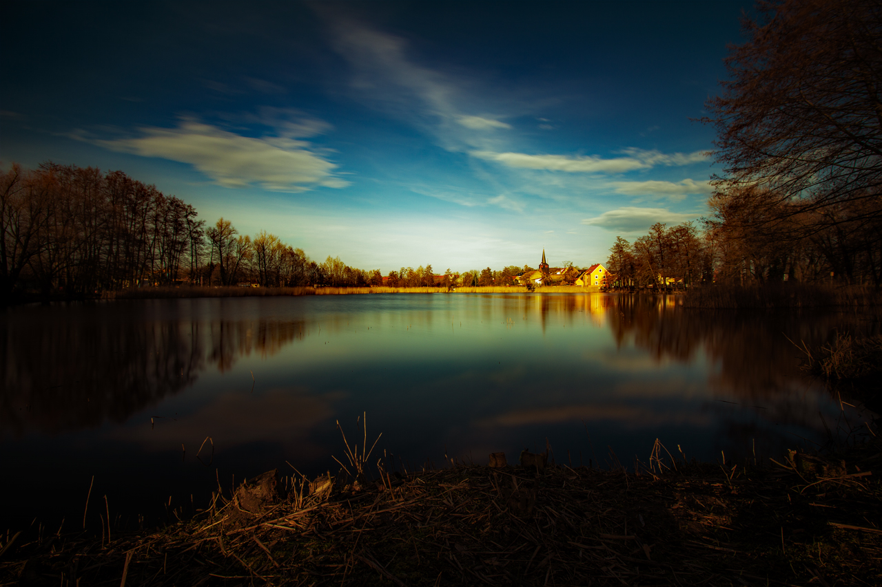 Teich im Ort um die Ecke Foto & Bild winter, teich, natur Bilder auf