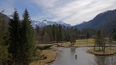 Teich mit Blick in die Berger