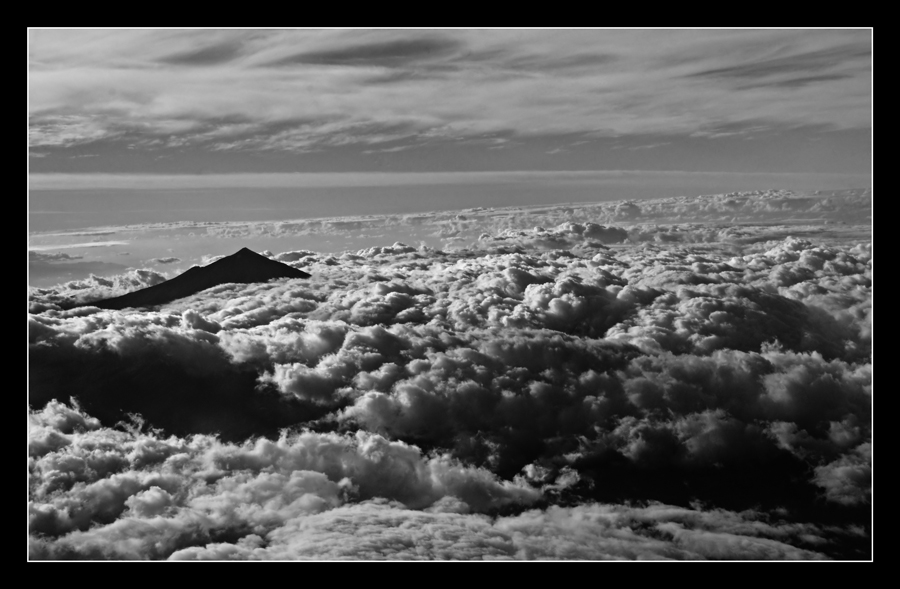 Teide in den Wolken