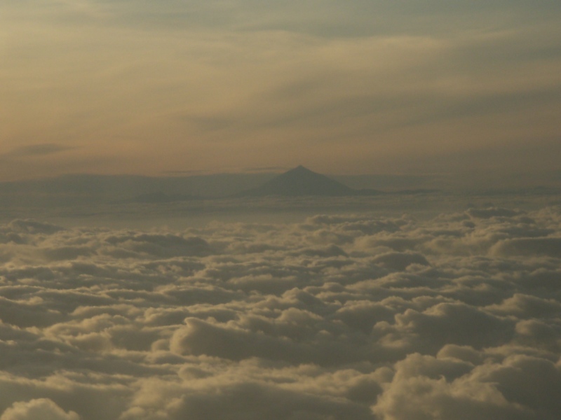 Teide über den Wolken