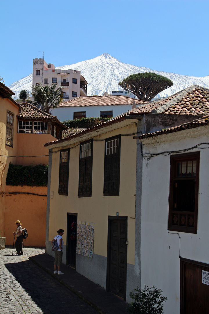 Teide über Icod de los Vinos