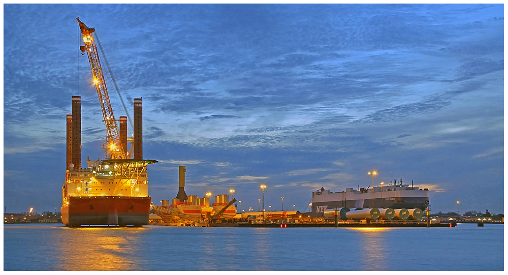 Teil -12- : Maritime Arbeitswelten in Bremerhaven am 17.4.2014 "Morgens um 5:41 Uhr im Hafen"