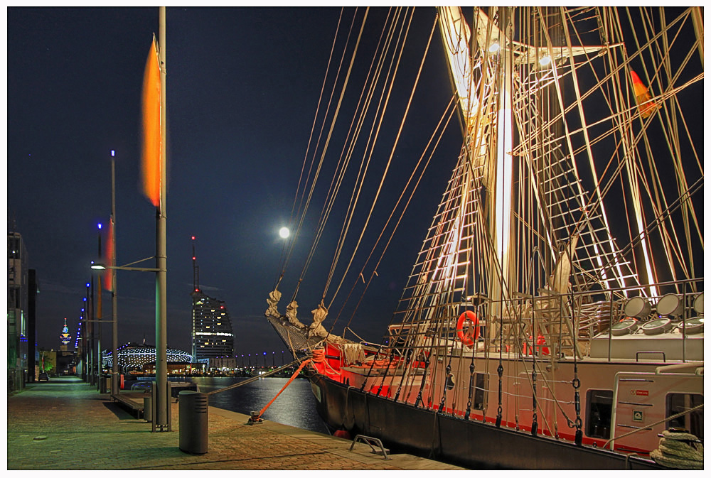 Teil --8--: Havenwelten Bremerhaven am 3.07..2012 „Endlich wieder im Hafen“