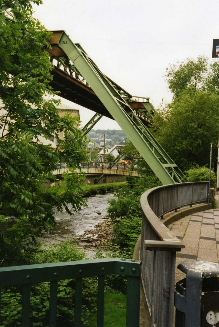 Teil der Schwebebahn