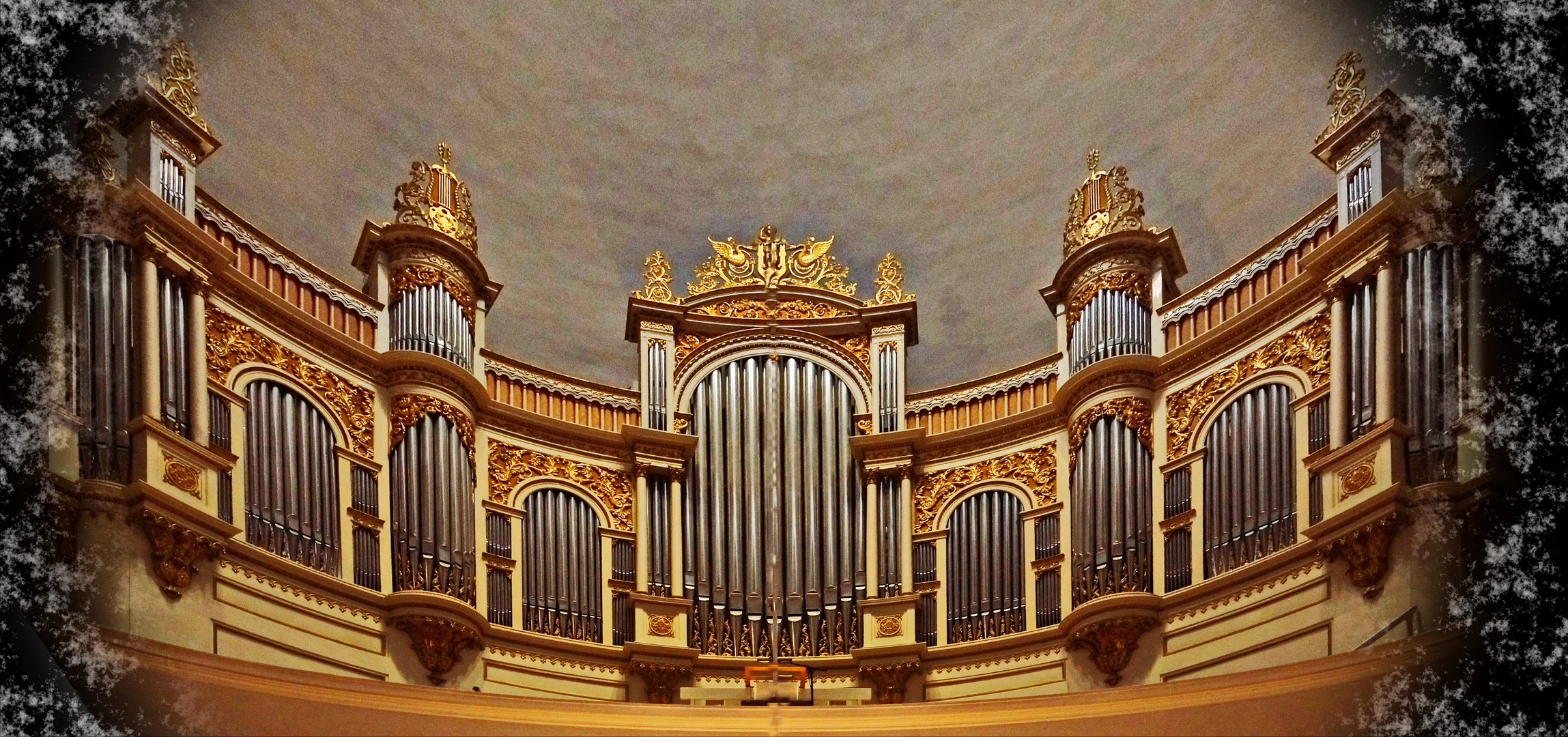 Teilansicht der Orgel im Dom von Helsinki