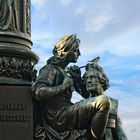 Teilansicht des Ernst-Rietchel-Denkmals auf der Brühlschen Terasse in Dresden