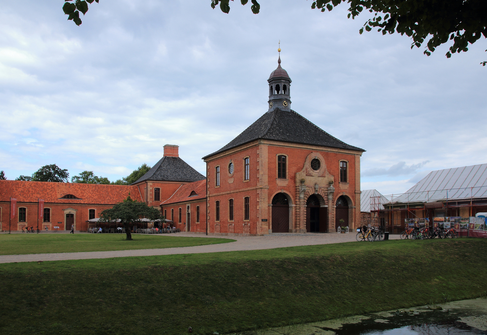 Teilansicht Schloss Bothmer