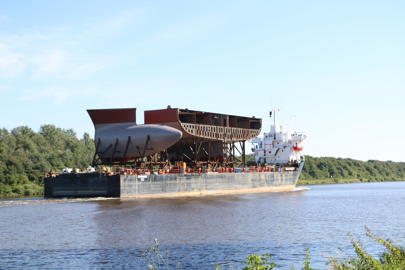 Teile für den Neubau eines Schiffes