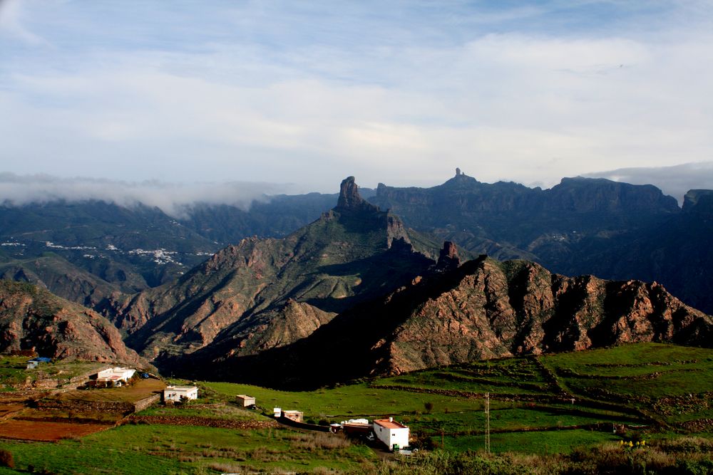 Tejeda, el Roque Nublo y el Roque Bentaiga