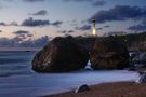 tel un phare qui éclaire la nuit de s.clz 