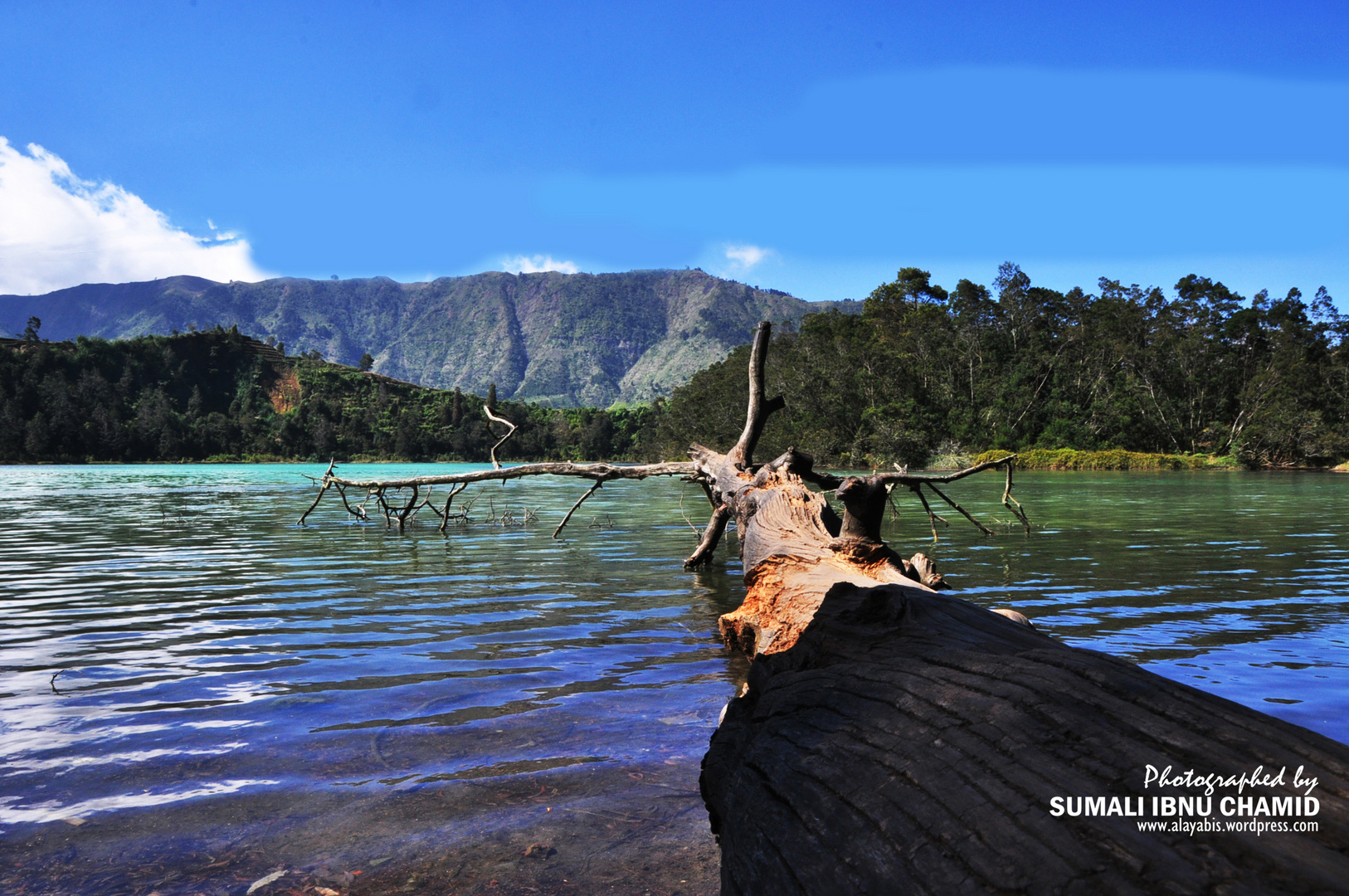 Telaga Warna Dieng