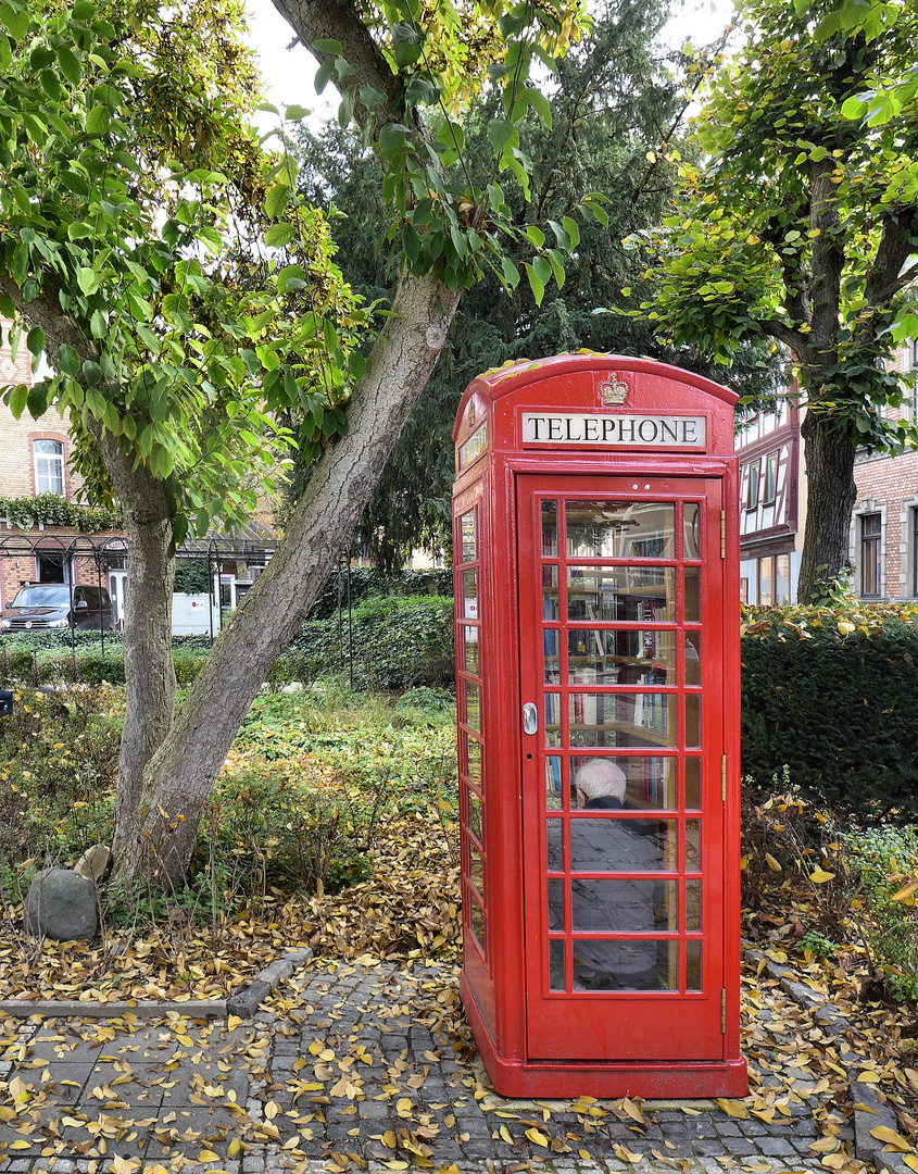 Telefonhäuschen als Bibliothek