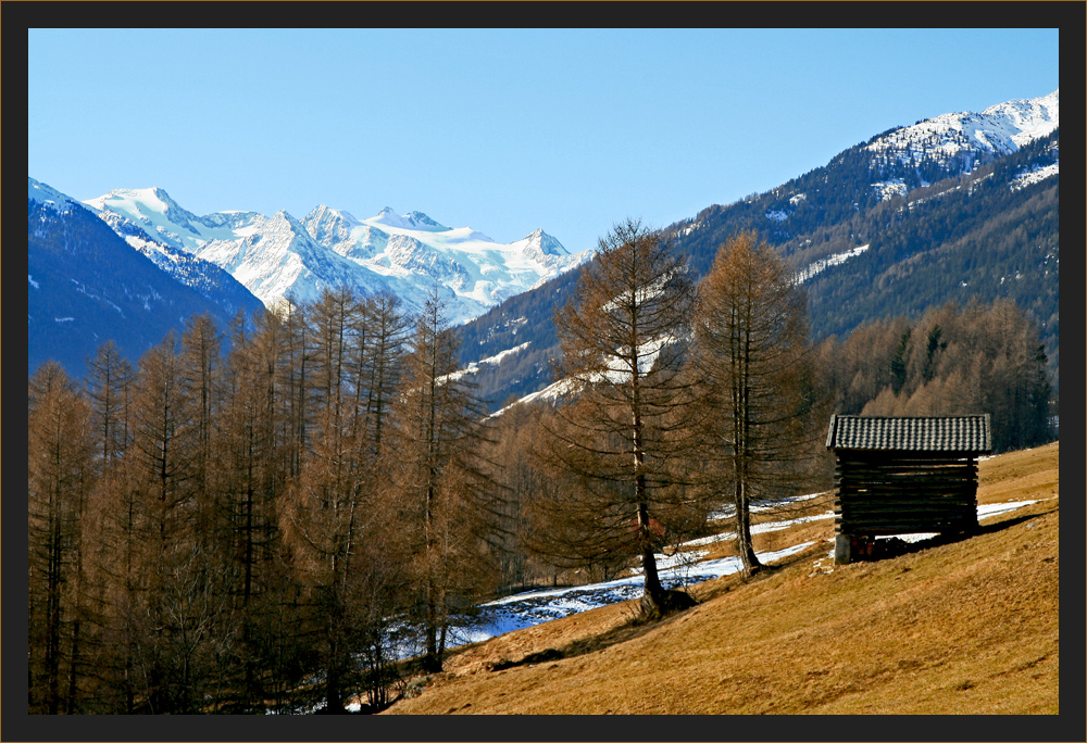 Telfeser Wiesen mit Gletscherblick