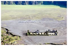 Tempel am Fusse des Mount Bromo auf Java