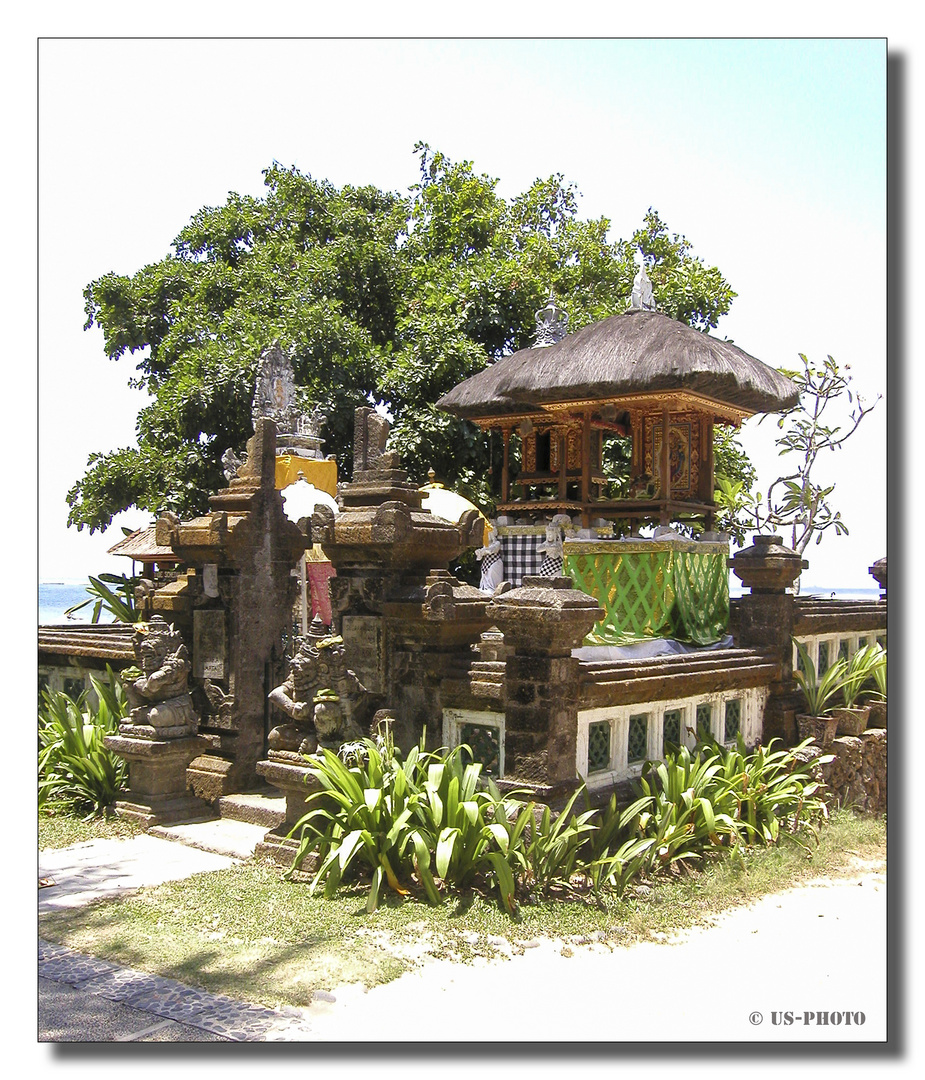 Tempel am Strand - Bali