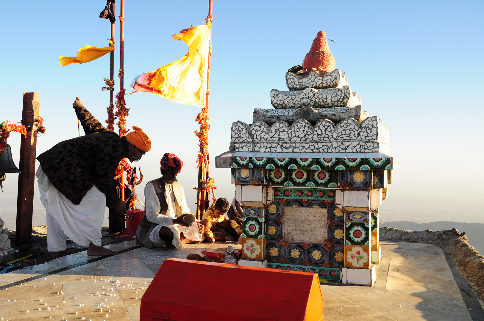 Tempel auf dem Girnar-Hügel in Junagadh