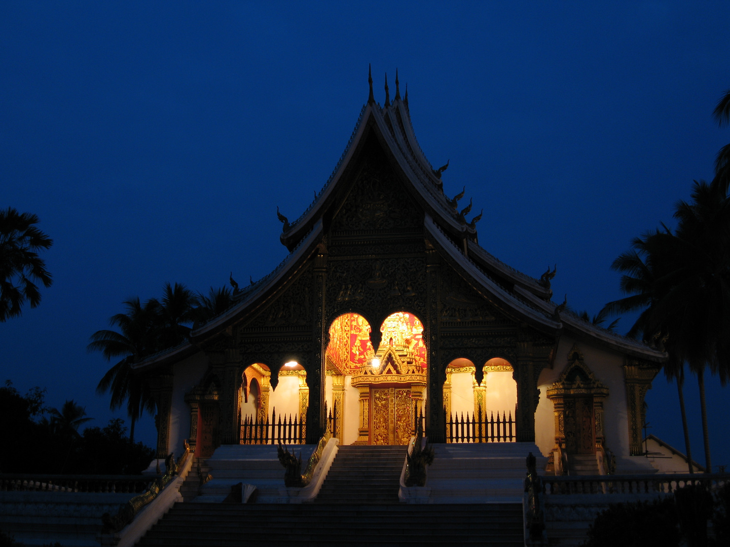 Tempel bei Nacht