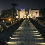 Tempel bei Nacht Luxor