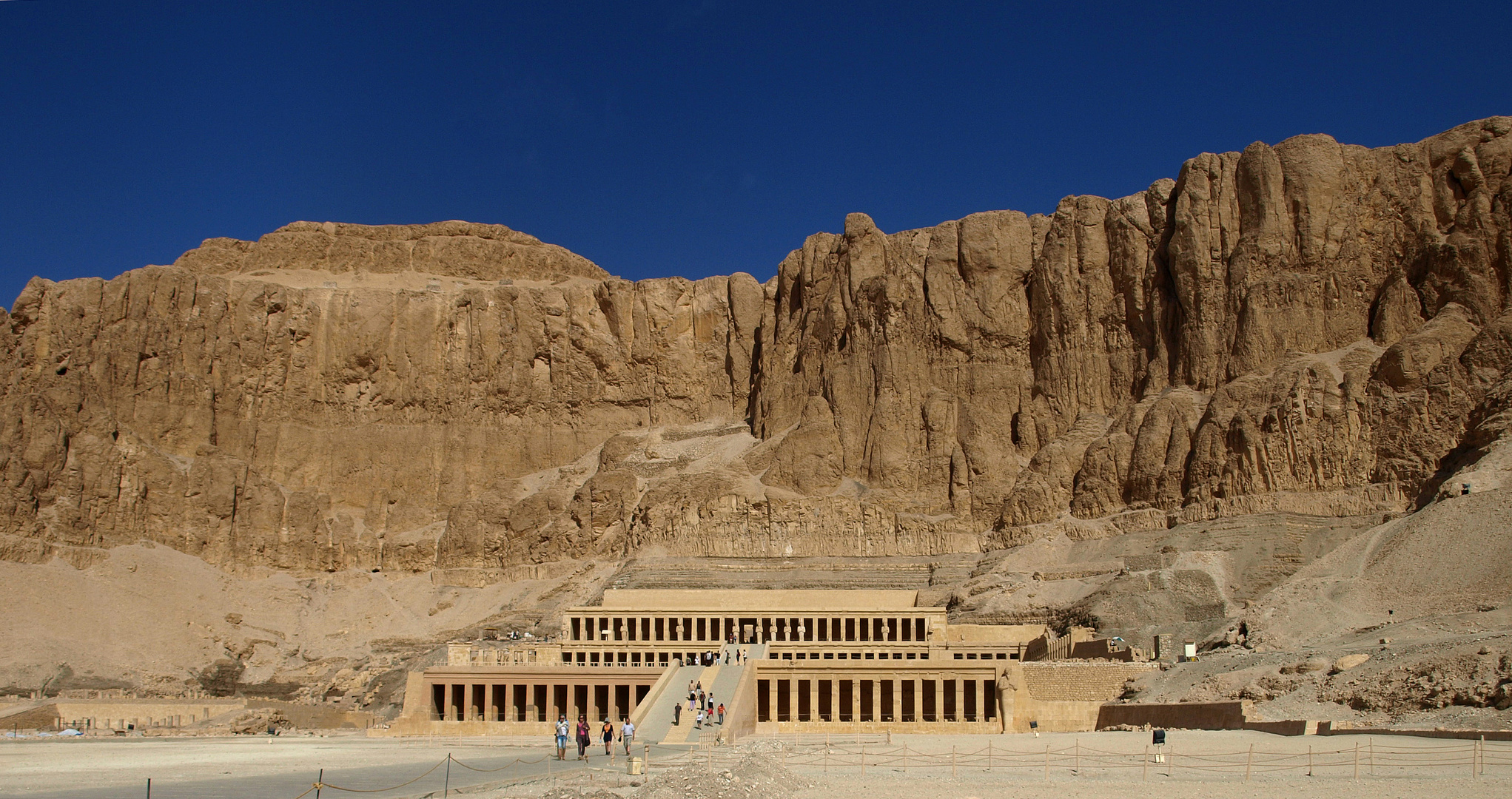 Tempel der Hatschepsut in Deir el Bahari bei Luxor