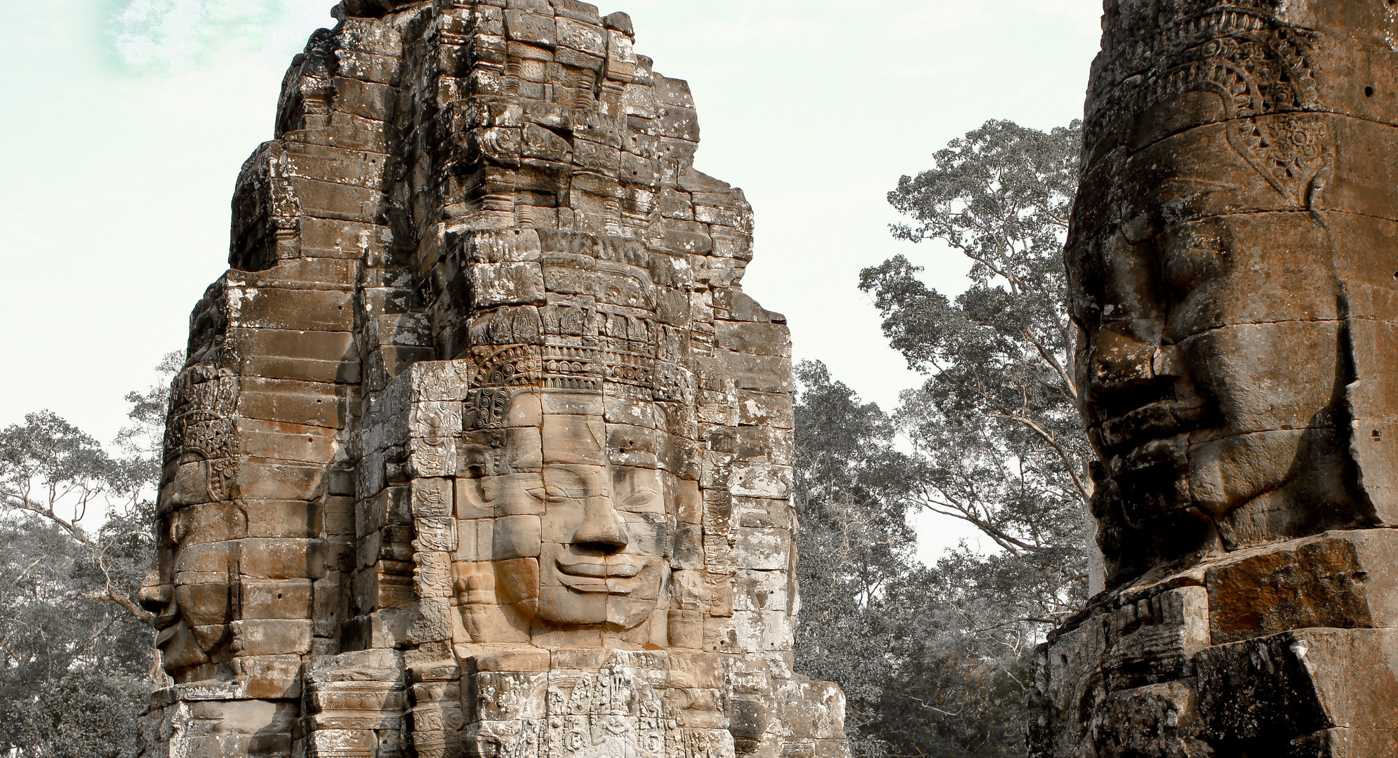 Tempel der tausend lächelnden Gesichter