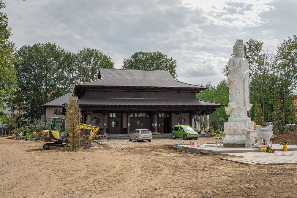 Tempel in Rostock eingeweiht