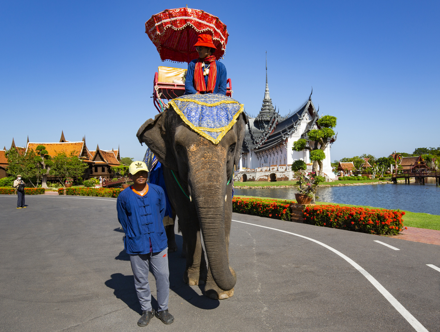 Tempel mit Elefant