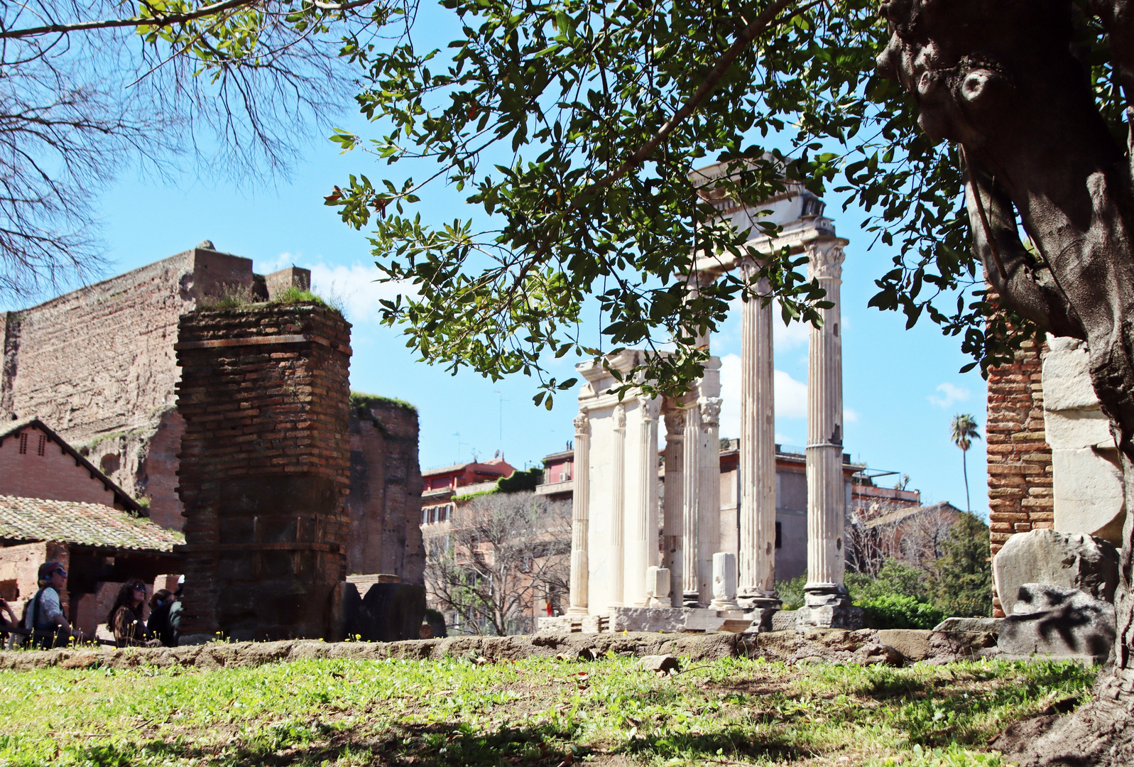 Tempel - Überreste