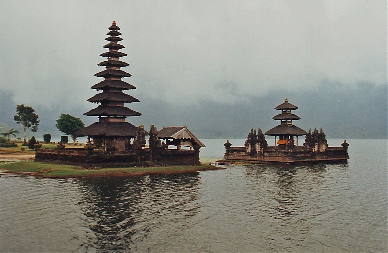 Tempel Ulun Danu im Bratan See