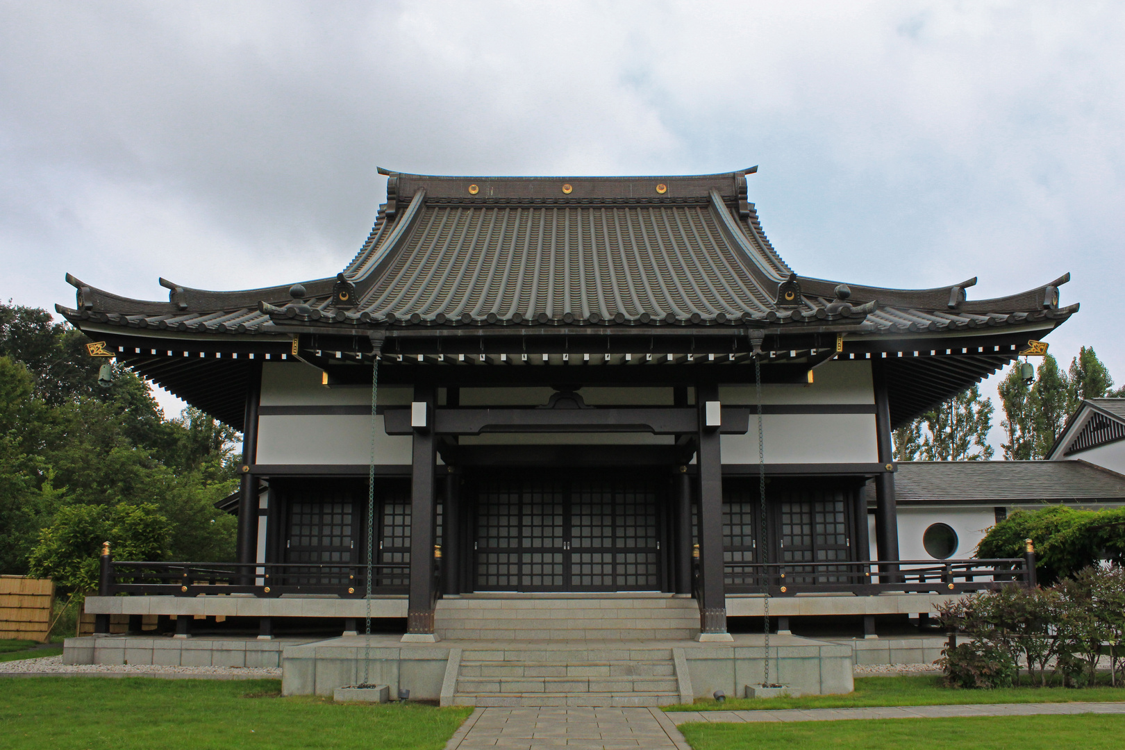 Tempelgebäude im japanischen Garten Düsseldorf